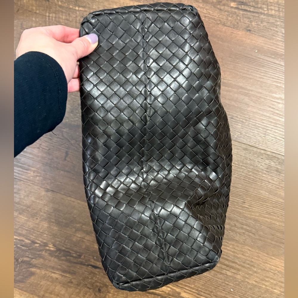 EUC Bottega Veneta Intrecciato Sloane Style Hobo Bag in Brown - Picture 6 of 13
